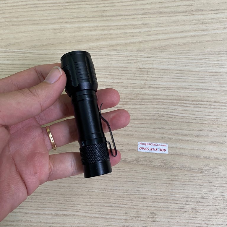 Đèn pin mini bỏ túi Ultrafire COB siêu sáng, nhỏ gọn, zoom xa gần, sạc USB