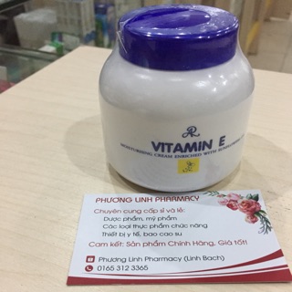 Kem dưỡng da cung cấp vitamin E