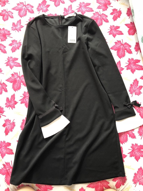 Đầm tay dài mango