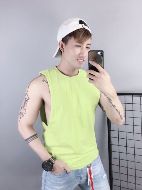 Áo tanktop nam