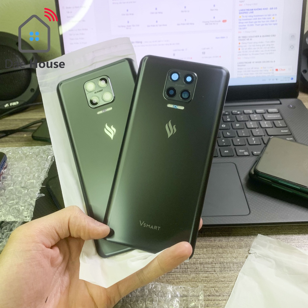 Nắp lưng kèm kính camera chính hãng Vsmart Aris/ Aris Pro