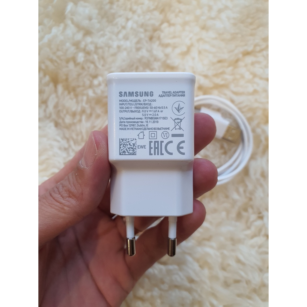 Bộ Sạc Nhanh Cho Các Dòng Điện Thoại Samsung Chân Type C EP-TA200