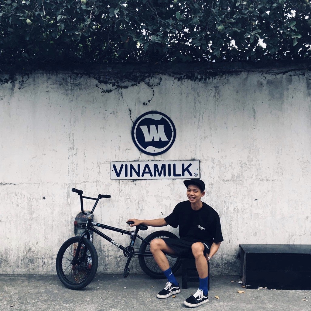 ÁO THUN FORGUD BASIC ĐEN / BLACK