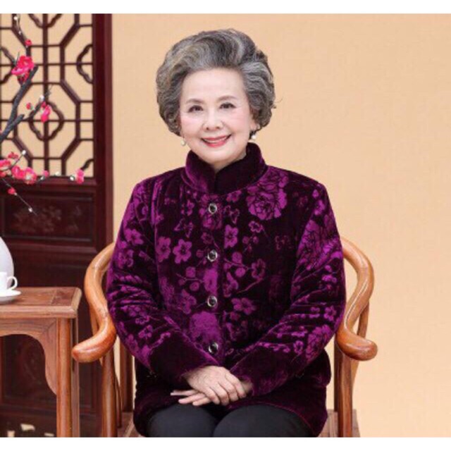 Áo nhung bà già .