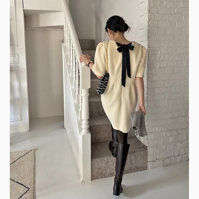 Váy be tiểu thư kèm nơ