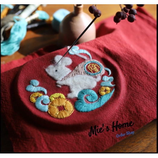 Gói Nguyên Liệu tự Thêu Tay - DIY Túi Thơm May Mắn Treo ô tô - Con giáp Bản mệnh Bình An - Móc khóa - Mie Handmade