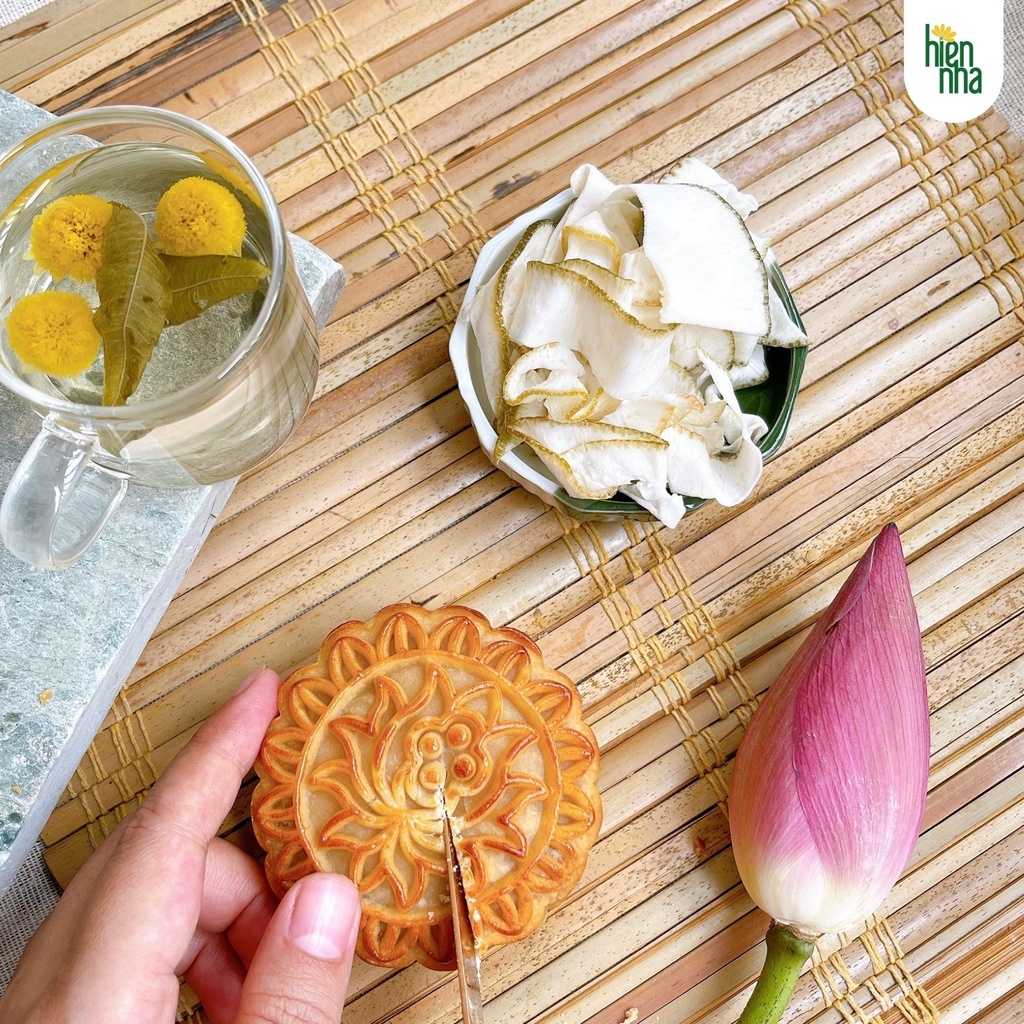 Quà Trung Thu Đặc Biệt Có Trà - Bánh - Mứt từ Tiệm Hiên Nhà