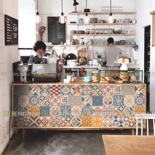 Decal gạch bông dán quầy bar vintage