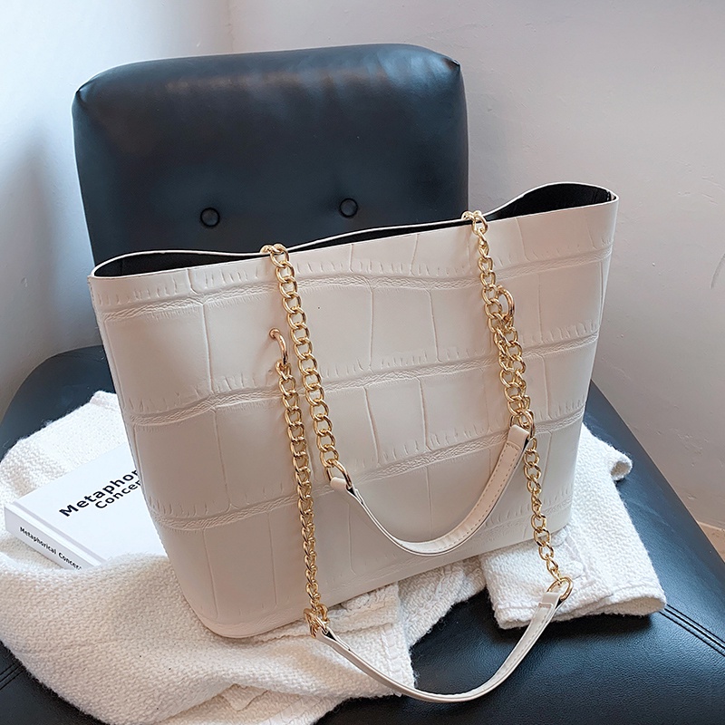 D264 Túi xách bản to phối dây xích cá tính