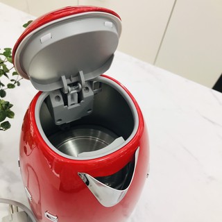 [CHÍNH HÃNG] Ấm siêu tốc SMEG KLF04RDEU