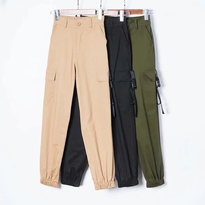 Quần jogger lưng cao kiểu dáng quân đội | BigBuy360 - bigbuy360.vn