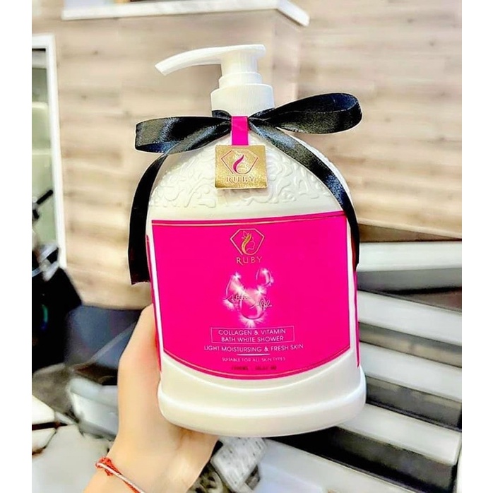 Sữa tắm trắng collagen nước hoa Ruby Thái Lan chai 1200ml, sữa tắm hương hoa quyến rũ làn da