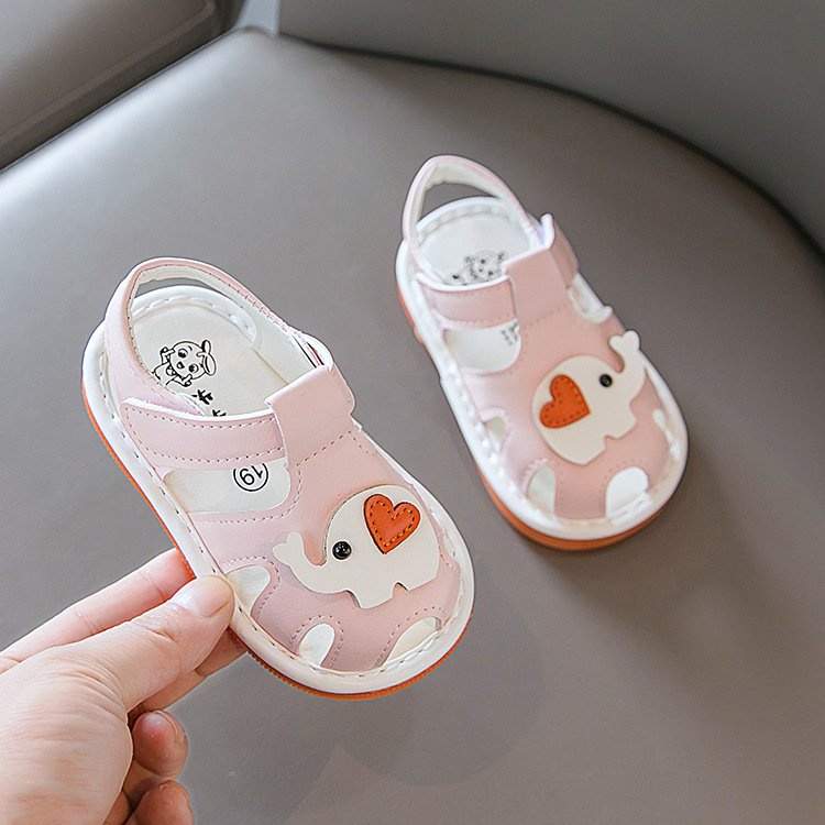 Sandal Tập Đi Cho Bé Họa Tiết Chú Voi Con Đáng Yêu Có Còi Đế Mềm Chống Trơn ( A01 )