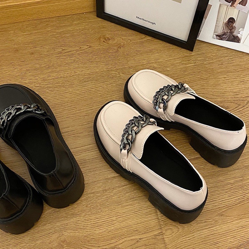 Giày Mary Jane đế răng cưa xích mẫu mới 2021 | BigBuy360 - bigbuy360.vn