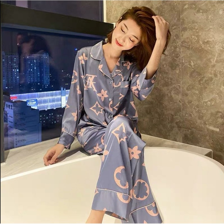 Bồ đồ ngủ chất liệu lụa dài tay dáng rộng size M-5XL Hàn Quốc dành cho nữ