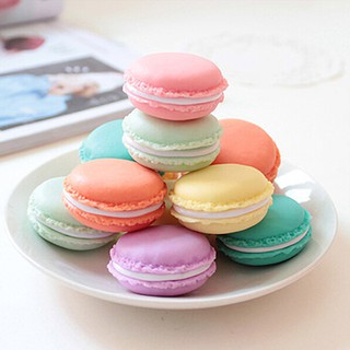 Hộp đựng tai nghe hình bánh macaron