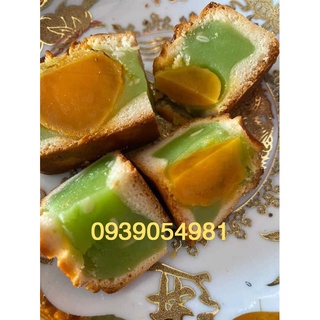 Bánh trung thu lá dứa hạt dưa 2 trứng - tân dân lợi
