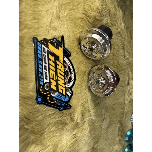 Gù Tay Lái Xe Máy