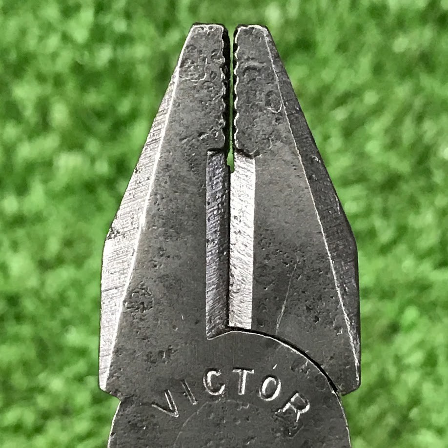 Kìm nguội VICTOR 260 - 6 JIS - 150 mm  răng xẻ chéo