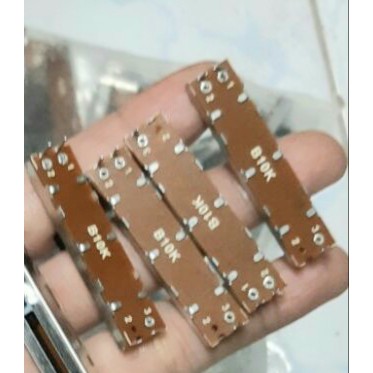 Volum gạt 4,5  phân .10k 3chân. 100k 6chân giá 10 cây 100k
