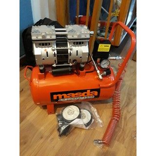 COMBO MÁY NÉN KHÍ KHÔNG DẦU MASDA 24L DÂY 6m SÚNG ĐẦU BƠM BÁNH XE