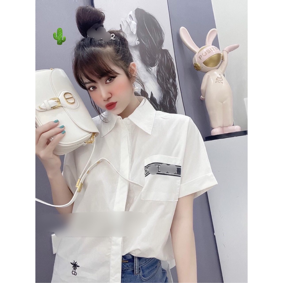 Áo sơ mi nữ 1 túi ngực tay ngắn form unisex tà áo thêu logo CD vải kate mềm nhẹ thời trang Ulzzang năng động hiện đại PC