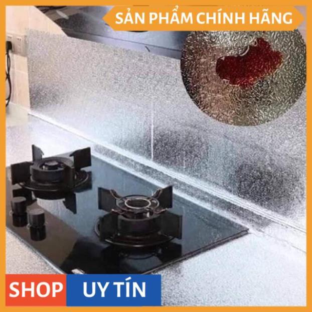 Combo 3m Cuộn giấy bạc dán bếp cách nhiệt chống thấm giá rẻ dán tường nhà bếp chống thấm bền đẹp  loại khổ 60cm