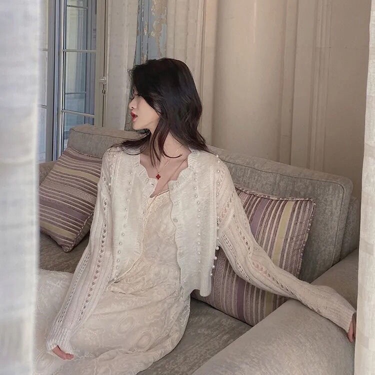 Áo Khoác Cardigan Dệt Kim Mỏng Màu Trắng Đính Hạt Thời Trang Mùa Hè Cho Nữ