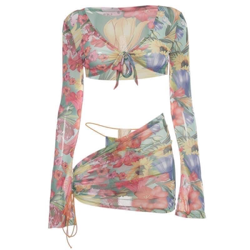 Bikini đi biển 3 món dài tay hàng quảng châu họa tiết hoa lá