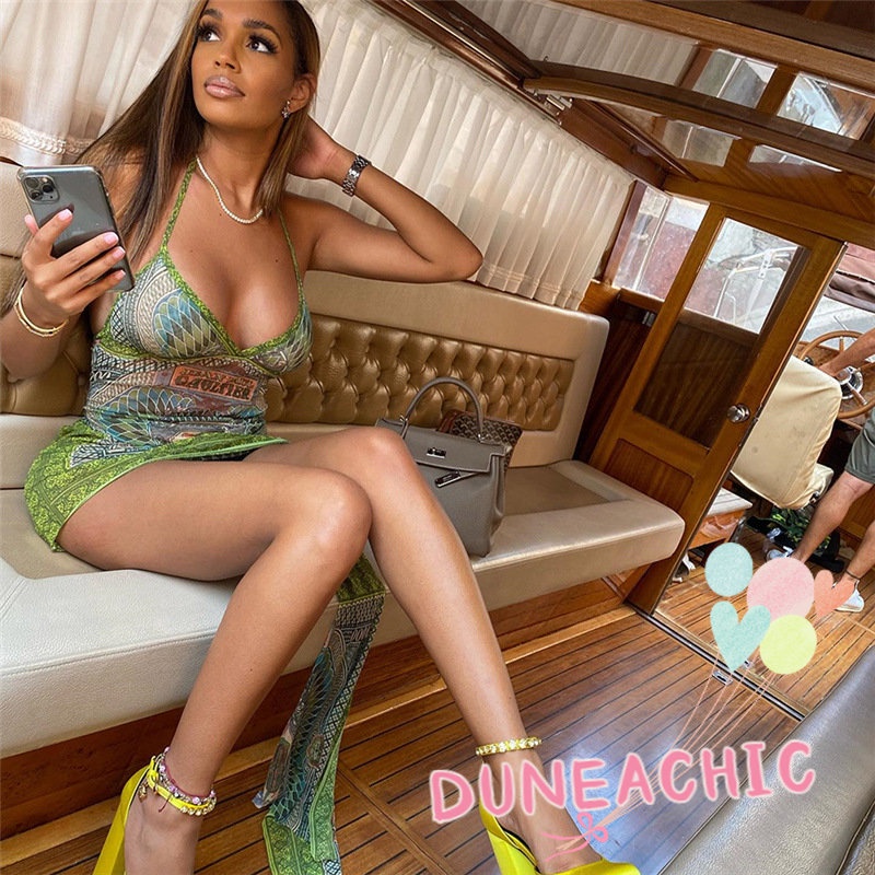 Bộ đồ DUNEA gồm áo liền quần hở lưng và chân váy ren quyến rũ dành cho nữ