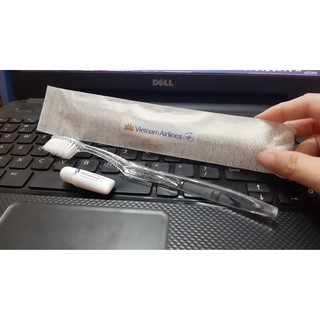Set bàn chải kèm kem đánh răng mini du lịch