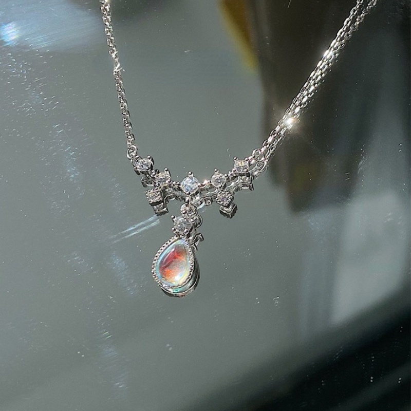 Vòng cổ Mặt Đá Mắt Trăng Sang Trọng