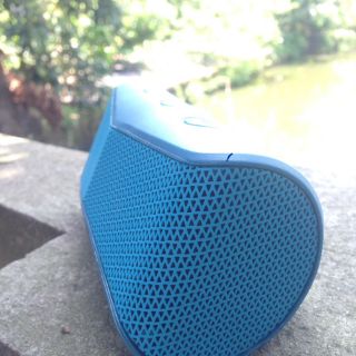 Loa bluetooth logitech x300