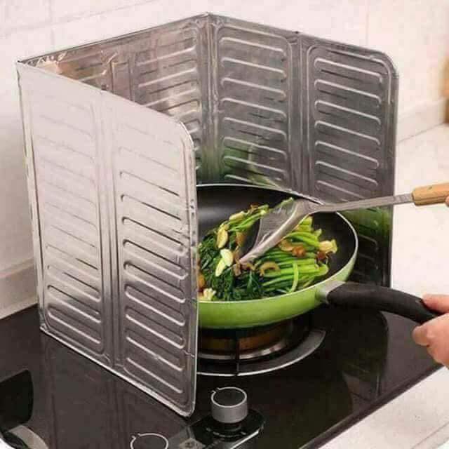 miếng chắn dầu mỡ bếp ga