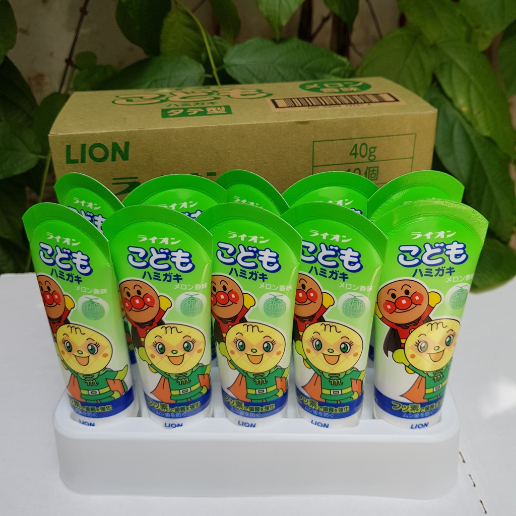 KEM ĐÁNH RĂNG CHO TRẺ EM LION KIDS NỘI ĐỊA NHẬT BẢN