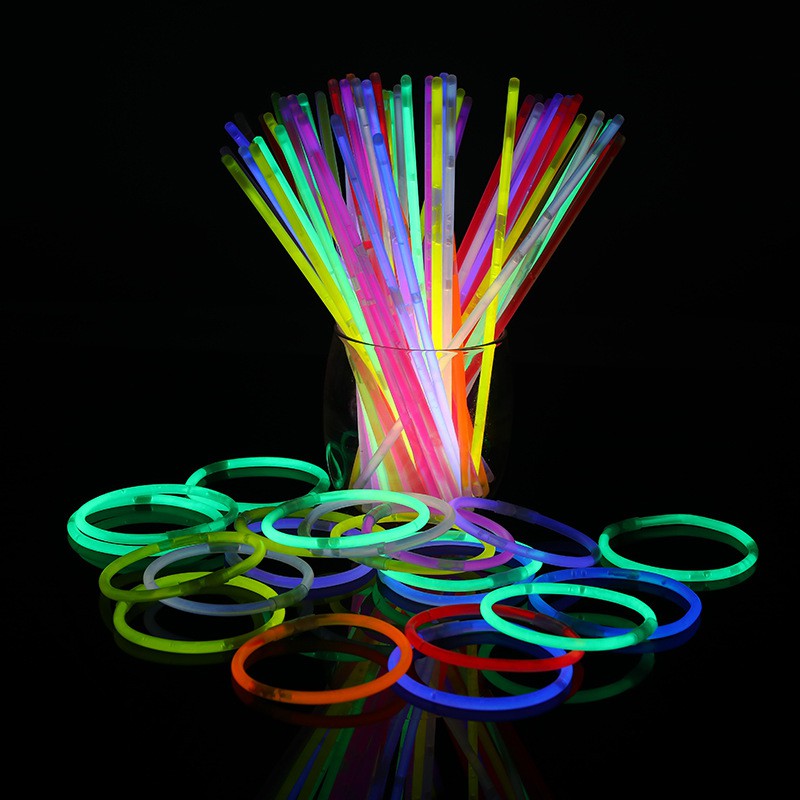 Hộp que phát sáng dạ quang light stick chơi dạ tiệc.