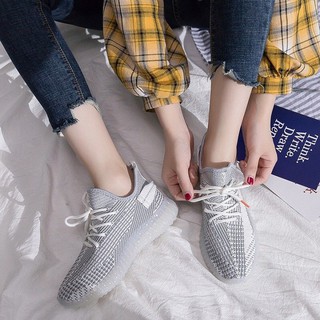 Giày thể thao nữ dạ quang