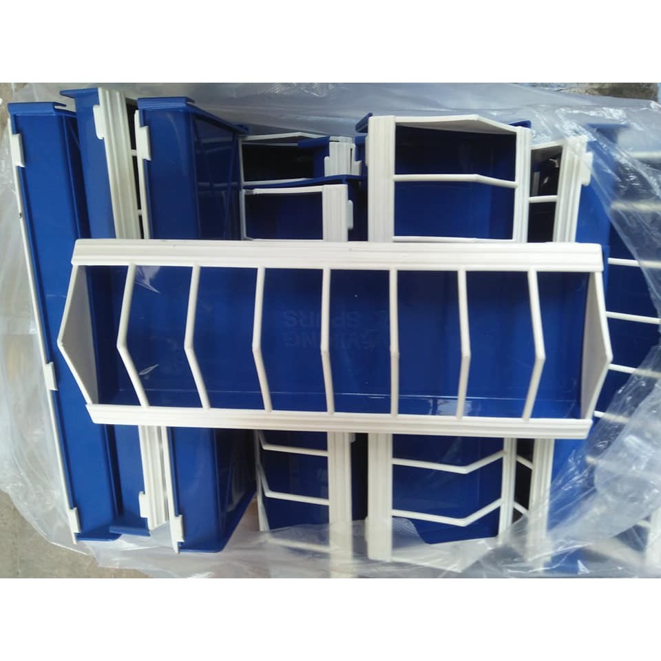 MÁNG ĂN CHỐNG BỚI CHO GÀ, BỒ CÂU, CHIM CẢNH