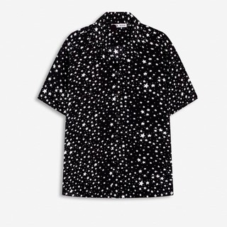 Áo sơ mi nam đen họa tiết sao nhỏ, vải lụa thoáng mát, thấm hút, không nhăn, không xù, from rộng