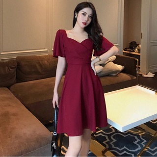 Đầm đỏ nhúng eo