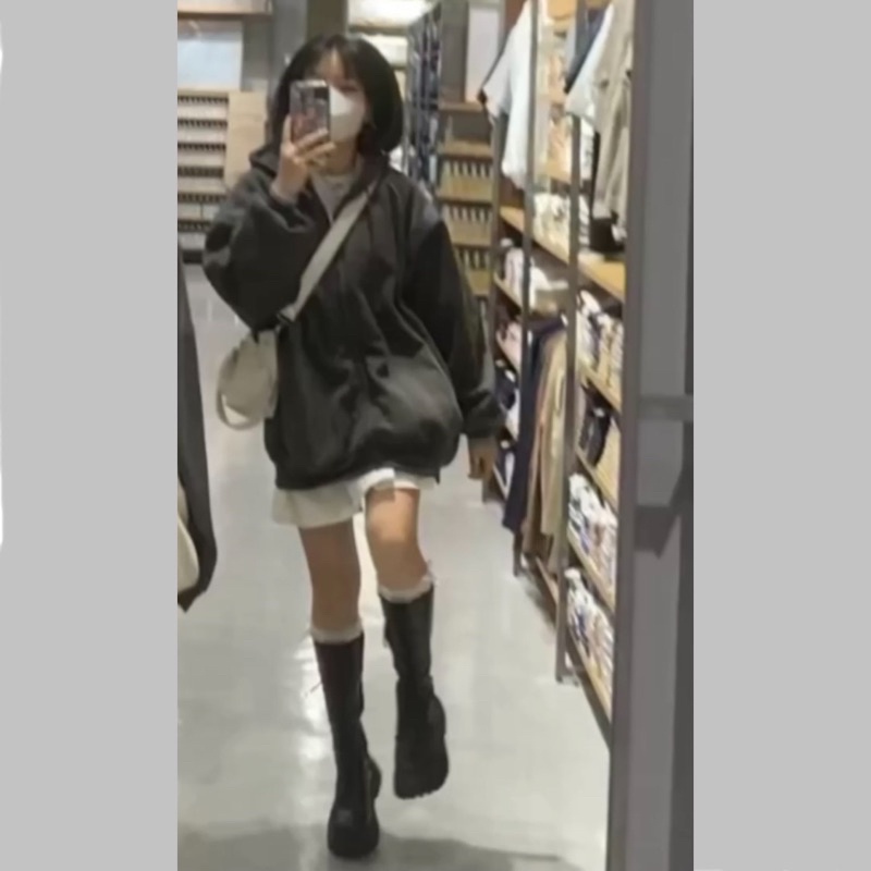 Áo  hoodie xám oversize, nhận hàng có vấn đề liên hệ shop trước khi đánh giá | BigBuy360 - bigbuy360.vn