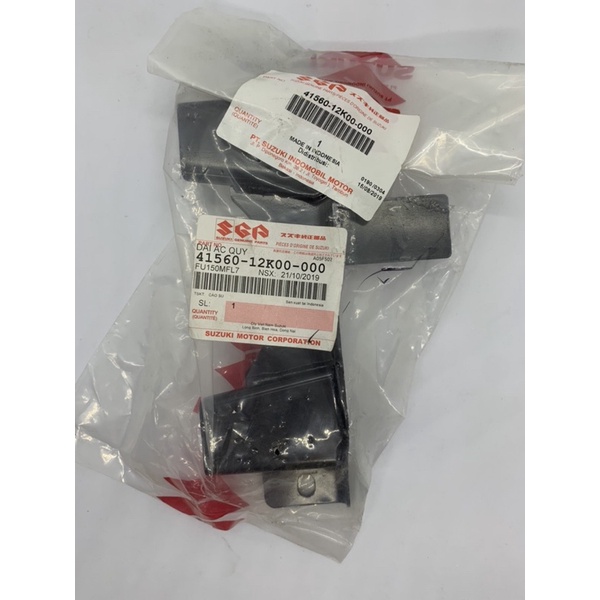 nẹp giữ bình ắcquy satria fi raider fi suzuki chính hãng