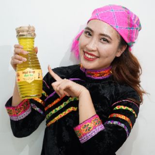 MẬT ONG BẠC HÀ HÀ GIANG CHAI 1LÍT