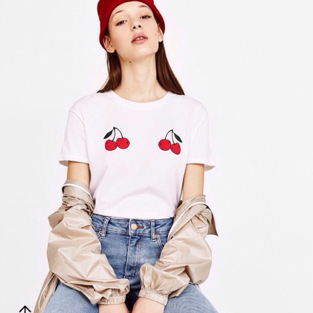 Phông bershka xs authentic