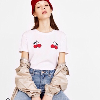 Phông bershka xs authentic