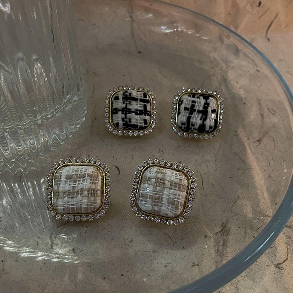 MXGOODS Đôi Khuyên Tai Hình Vuông Đính Nút Phong Cách Hàn Quốc Thời Trang Thu Đông Cho Nữ