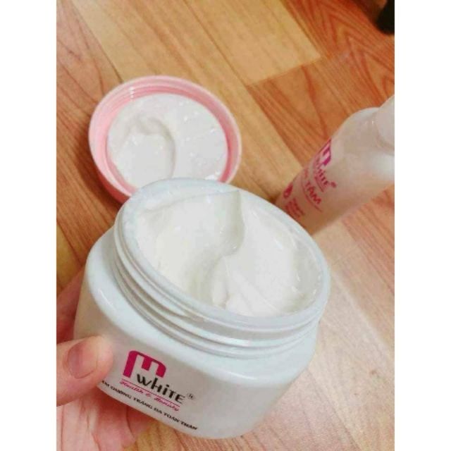 Kem dưỡng trắng body M'white