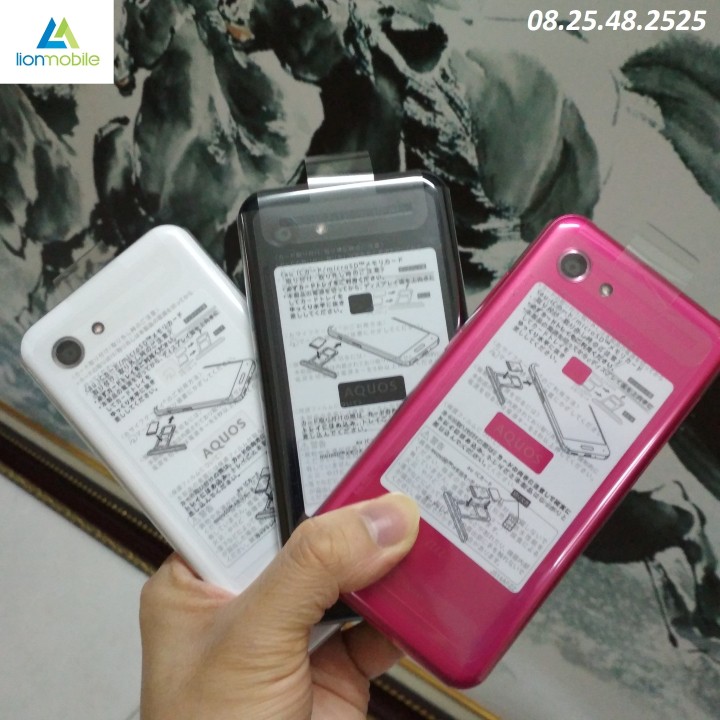 -GIẢM GIÁ MÙA DỊCH-  Điện Thoại Sharp Aquos R Compact SHV41 – Smartphone Nhỏ Gọn Có màn hình 120Hz rẻ nhất | WebRaoVat - webraovat.net.vn