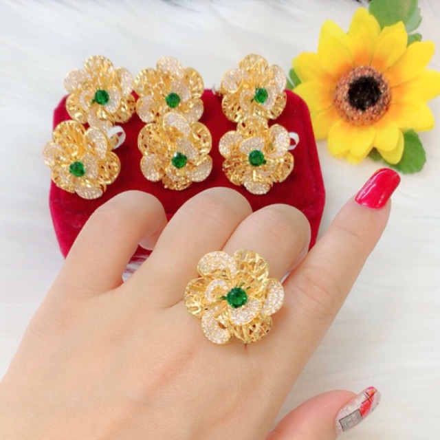 Nhẫn nữ kiểu hoa xoắn dát vàng 18k cao cấp