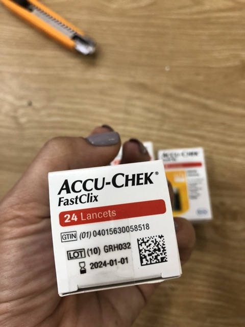 Kim lấy máu Accucheck FastClix-hộp 4 đầu x 6kim